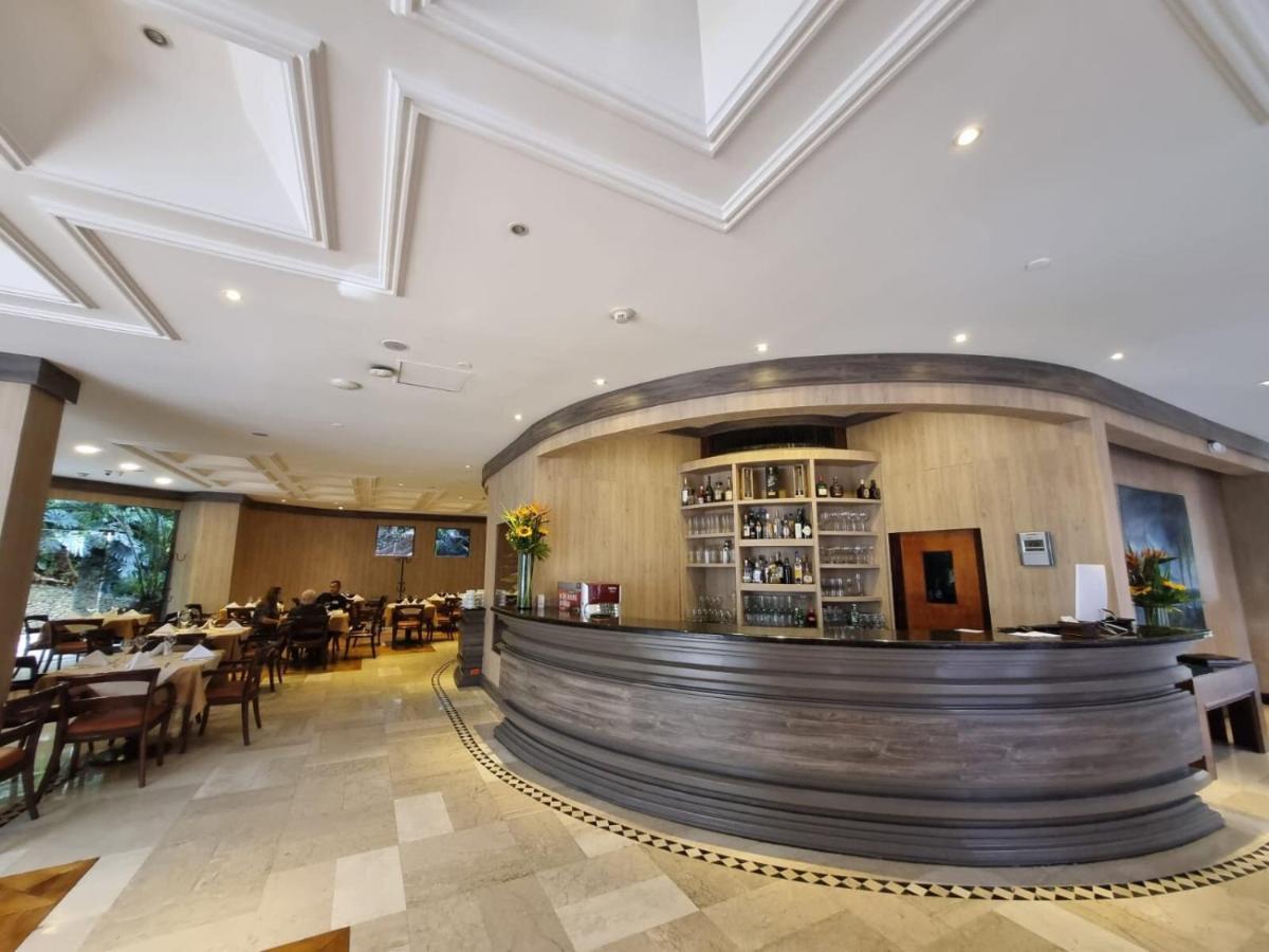 Hotel Dann Carlton Belfort Medellín Exteriér fotografie The lobby bar